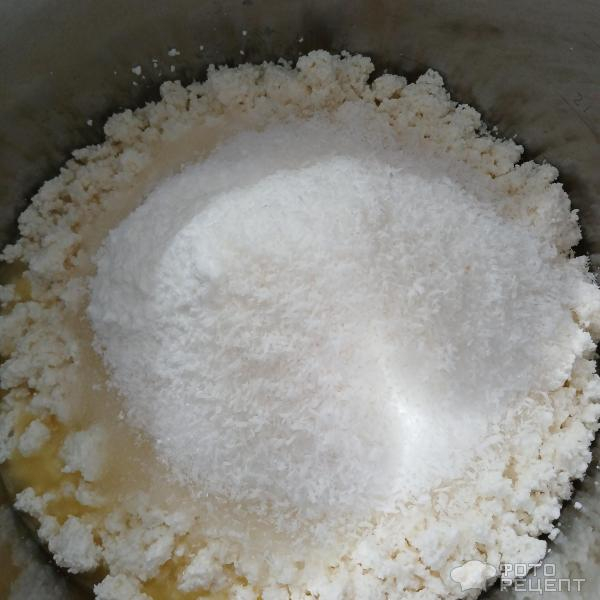 Рецепт: Кулич на кефире - Творожный кулич на кефире с кокосовым ванилином, любимый рецепт дрожжевого теста для куличей.
