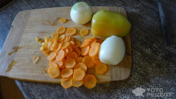 Рецепт: Цветная капуста с овощами в бисквитном тесте - Вкусное блюдо.
